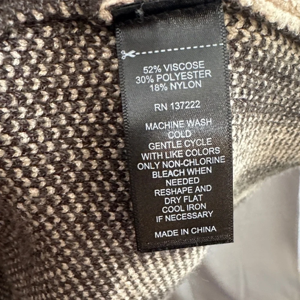 Greige soft open